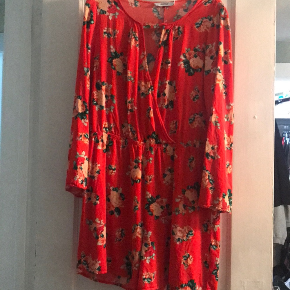 Very cute flowery romper